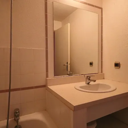 En Front De A Sete, Parking Prive, Piscine - 2 Cles - Fr-1-472a-151 * Sete
